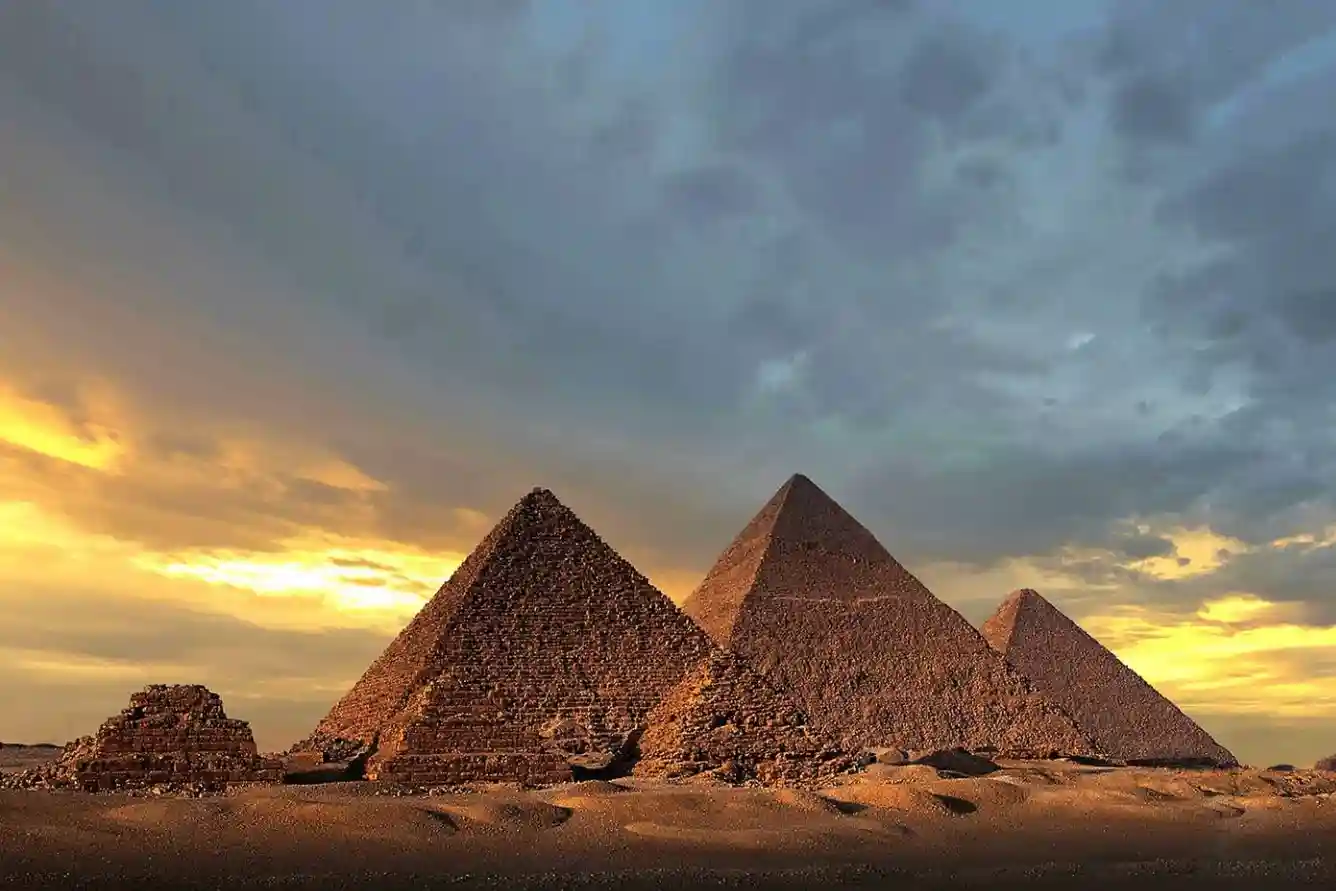 Piramida Giza Mesir, Warisan Peradaban Dunia yang Tak Pernah Kehilangan Pesona