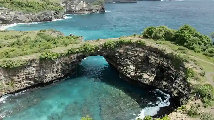Broken Beach Nusa Penida 2026 Keajaiban Alam Kelas Dunia