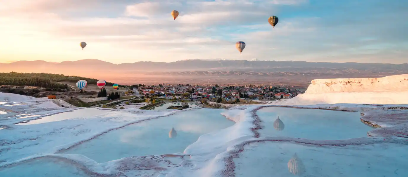 Pamukkale Thermal Pools, Kolam Air Panas