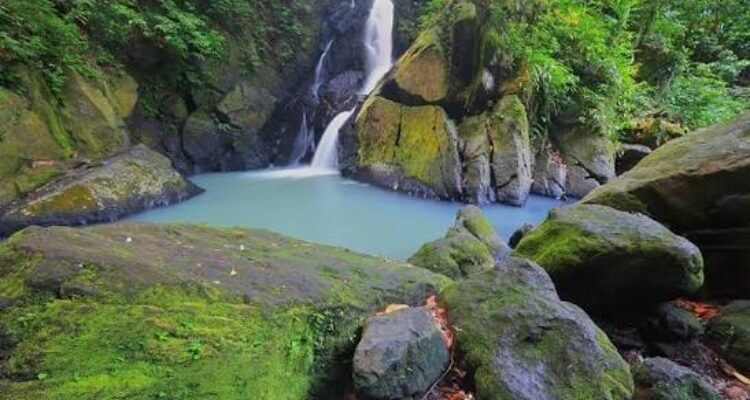 Air Terjun Pria Laot, Surga Hijau Tersembunyi di Tengah Hutan Sabang