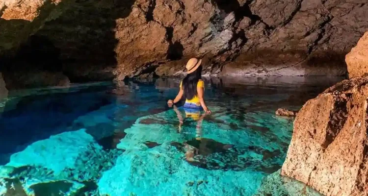 Goa Kristal di NTT, Kolam Bening Tersembunyi di Balik Batu Kapur Kupang